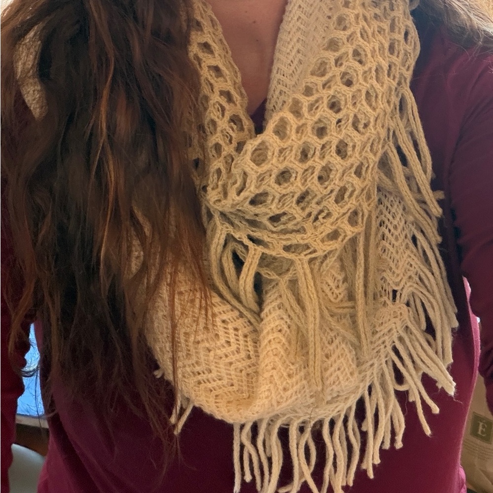 Cream Knit Fringe Scarf